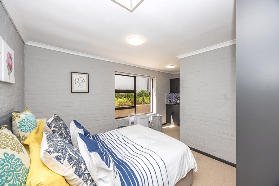 6 Bedroom Property for Sale in Brandwacht Western Cape